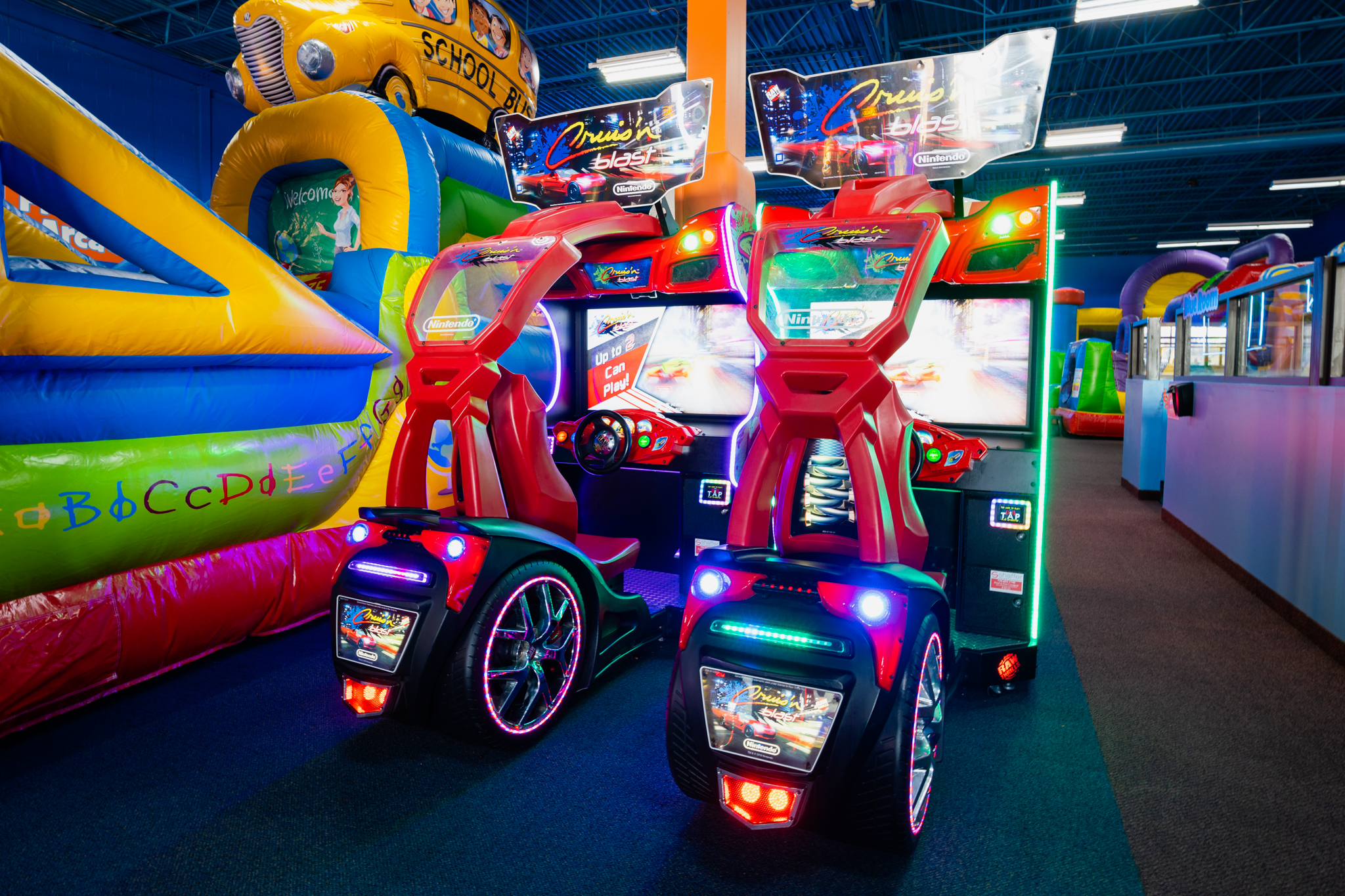 Car racing arcade game
