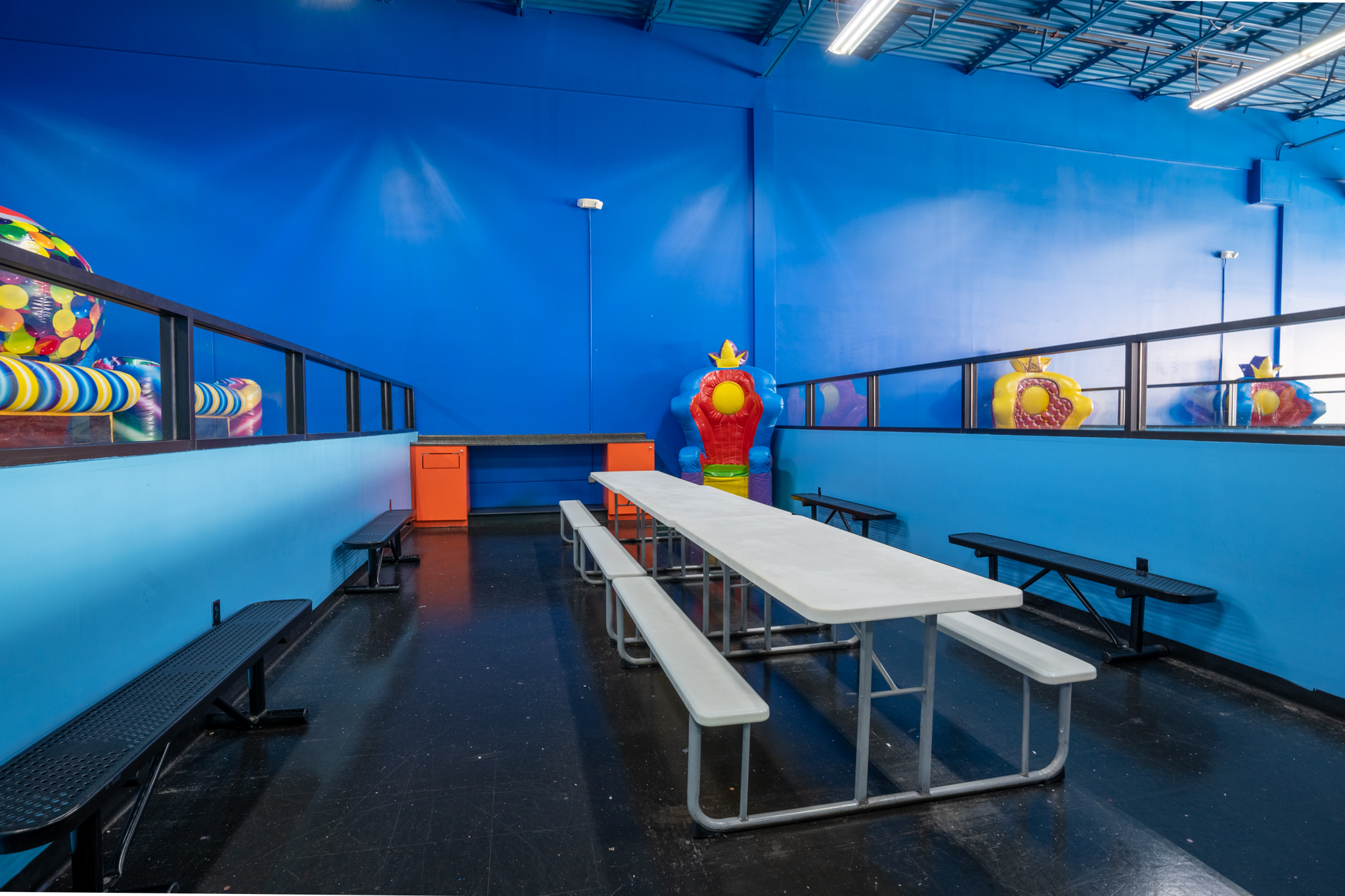 Blue party room