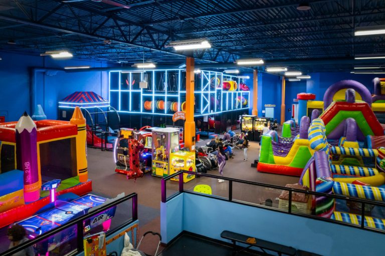 Bounce House in Livonia | Indoor Fun | Inflatables Livonia Michigan